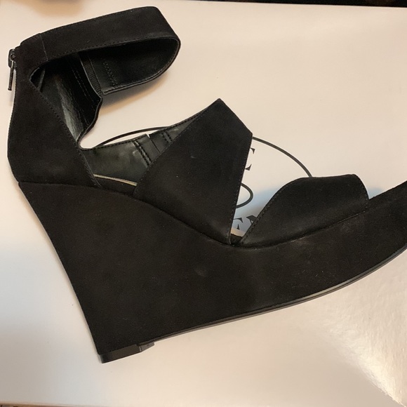 Steve Madden platform wedges - Picture 2 of 10